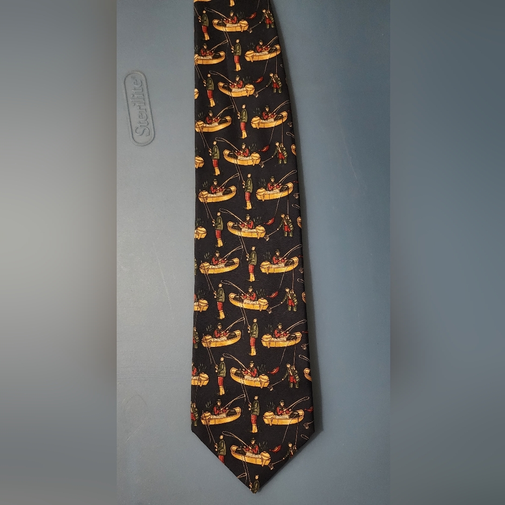 Paolo By Paolo Gucci Old‎ Navy and Gold Cat Pattern Tie